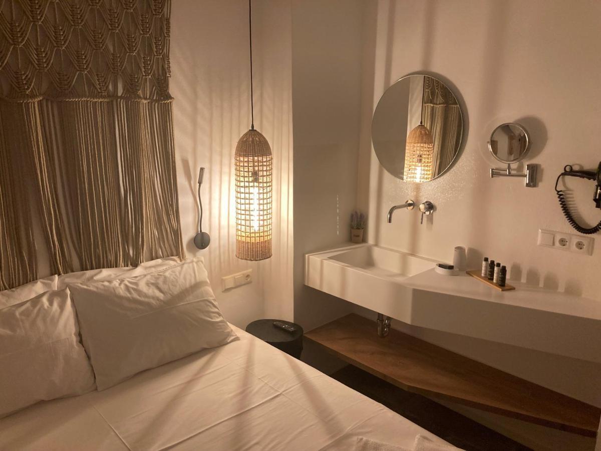 Ninemia Naxos Suites Agios Thaleleos Exterior photo