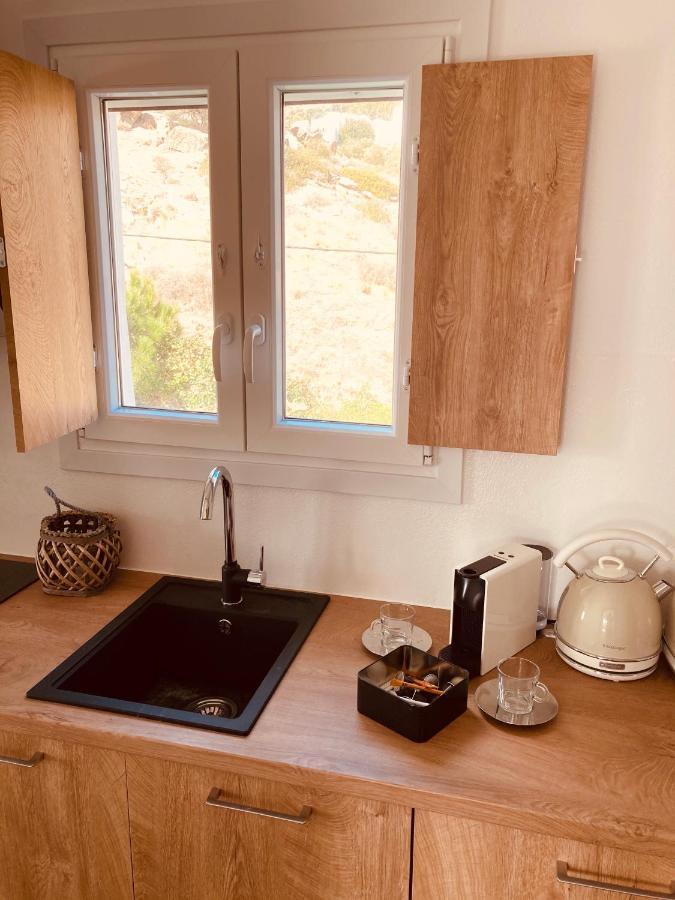 Ninemia Naxos Suites Agios Thaleleos Exterior photo