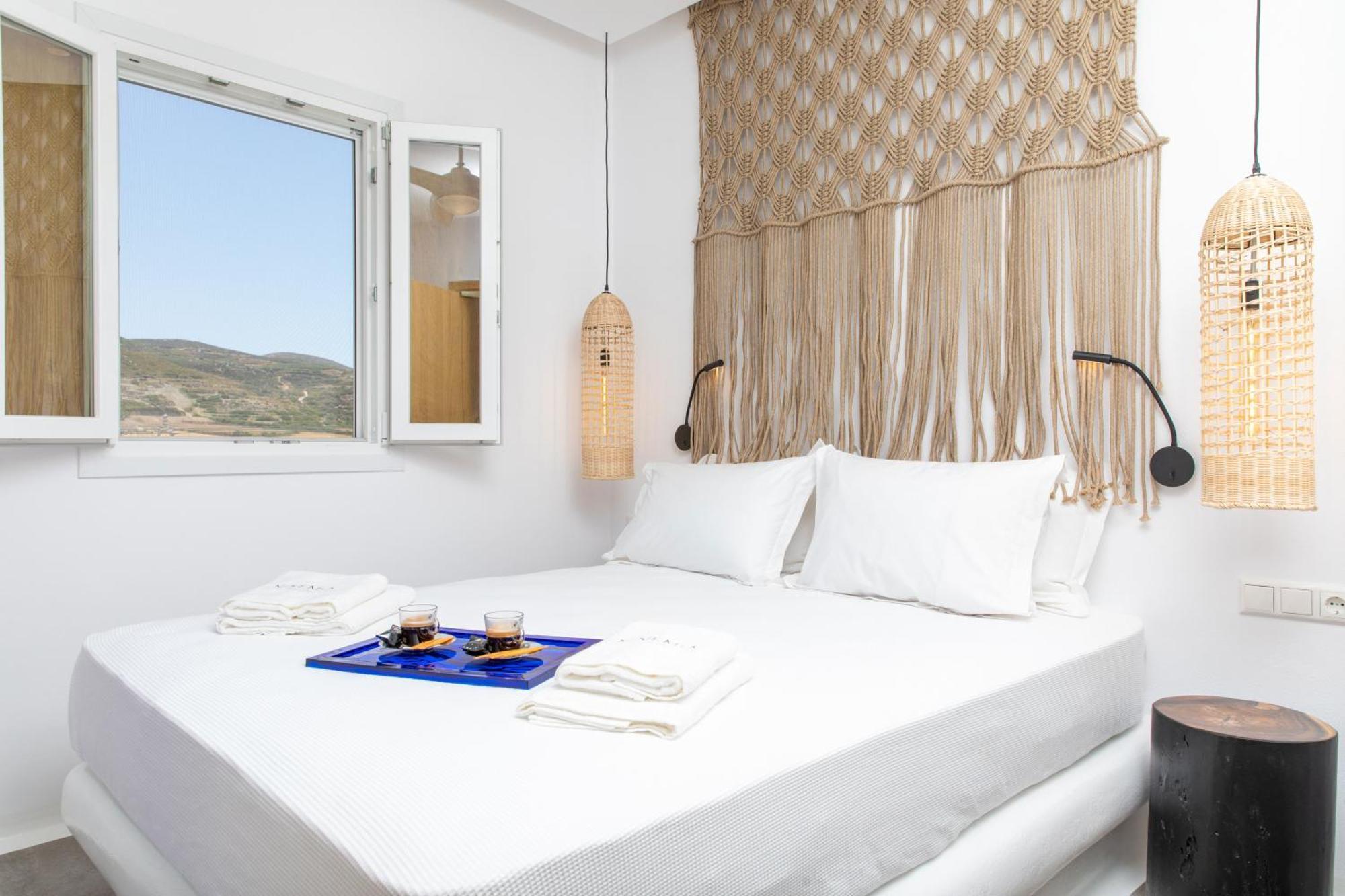 Ninemia Naxos Suites Agios Thaleleos Room photo