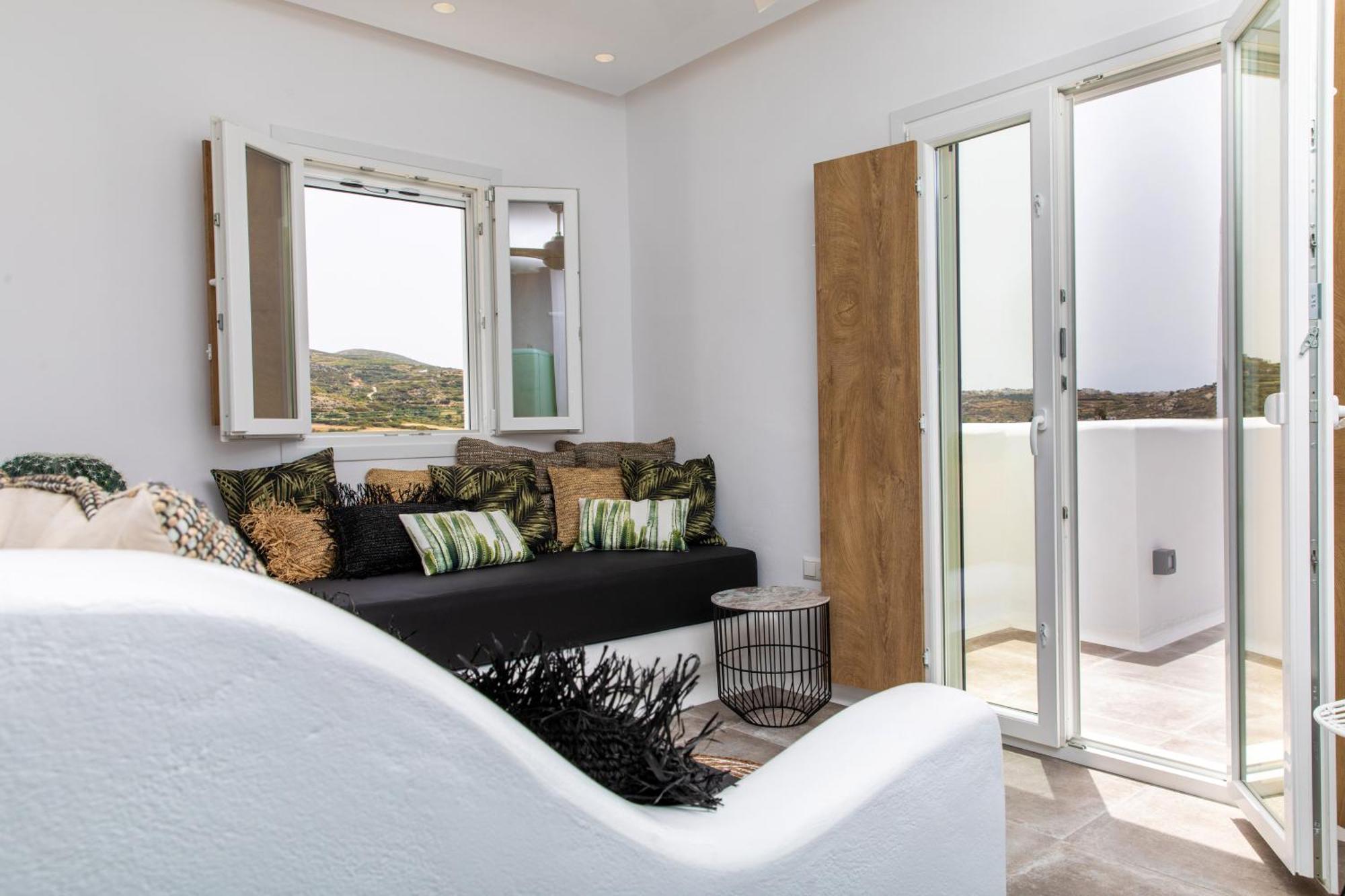 Ninemia Naxos Suites Agios Thaleleos Exterior photo