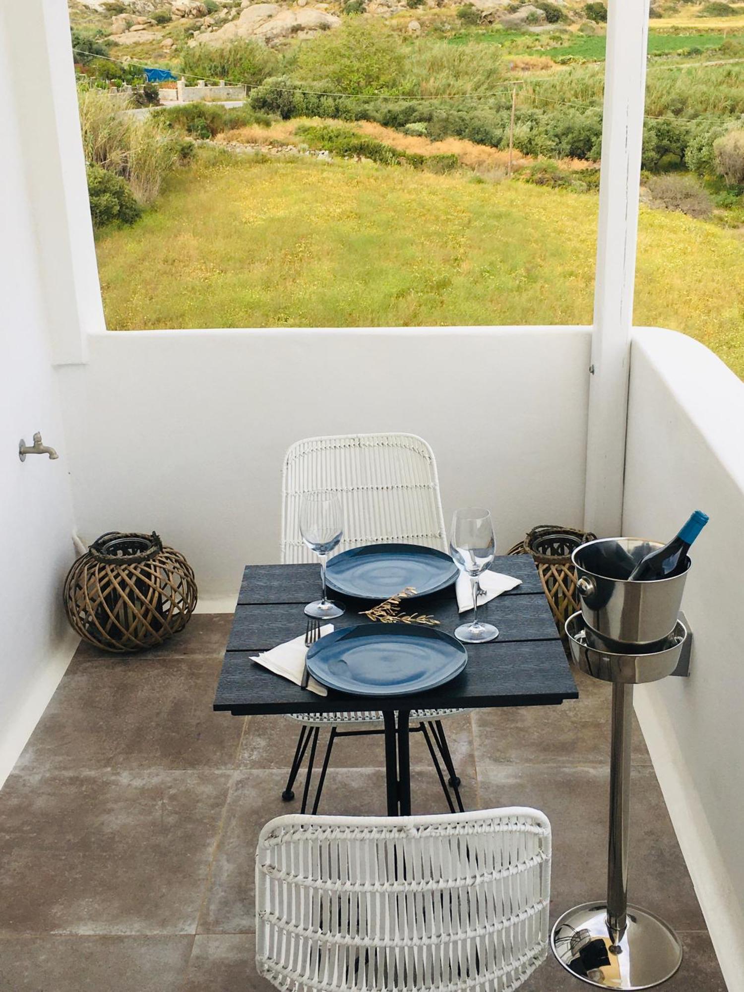 Ninemia Naxos Suites Agios Thaleleos Room photo